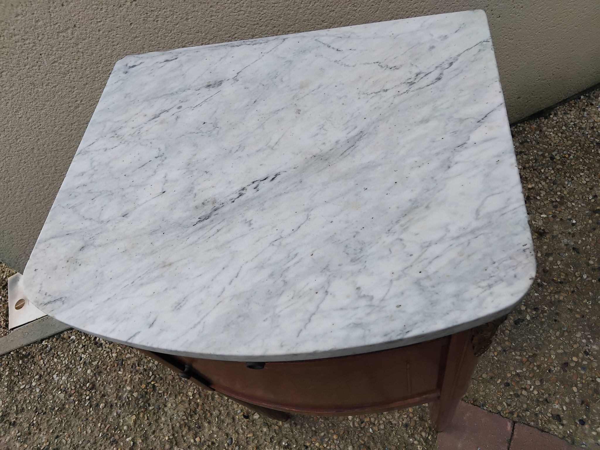 Table de chevet ancienne style Louis XVI