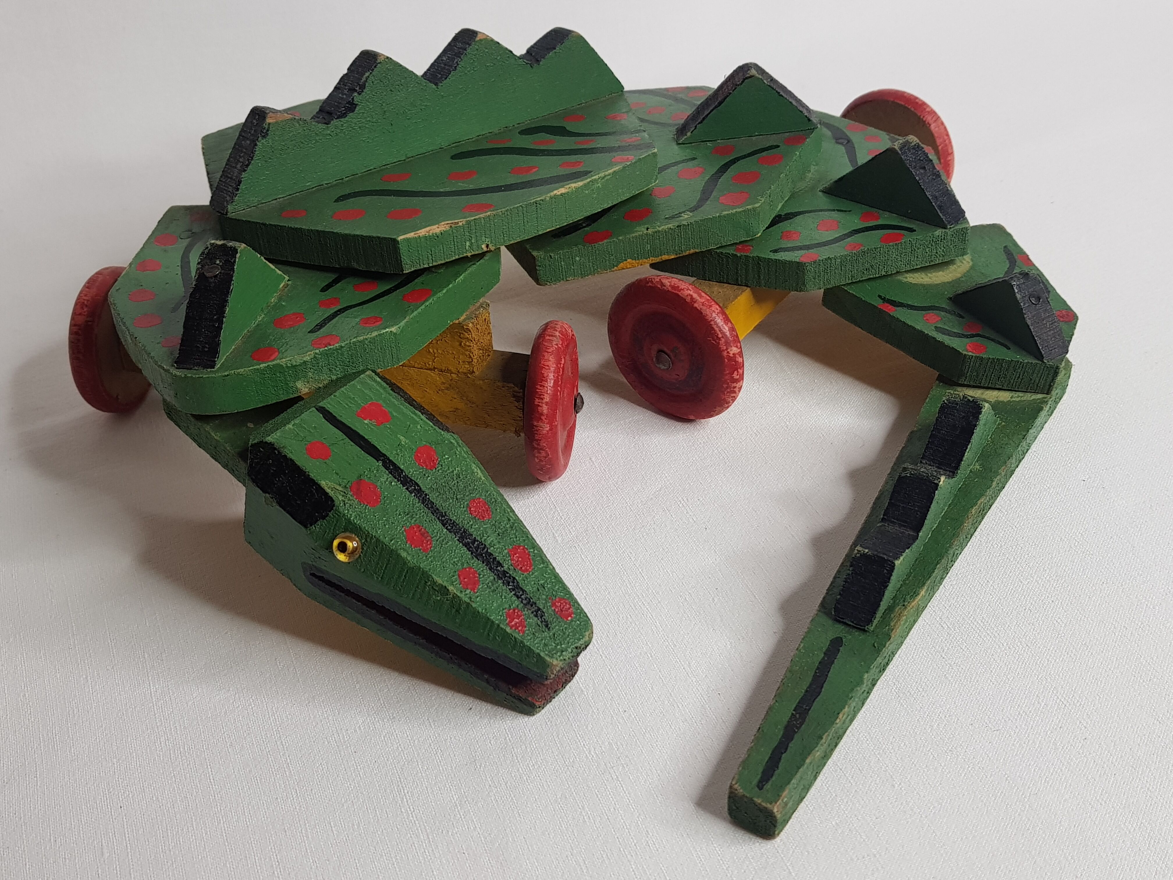 Old toy to shoot, dragon articulated 60 cm, 1900-1930s