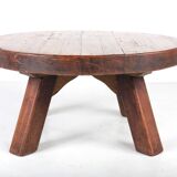 Table basse ronde brutaliste en chêne massif