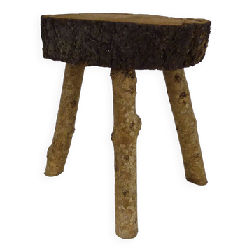 Tripod oak milking stool, Ariège peasant art, France (19th century)
