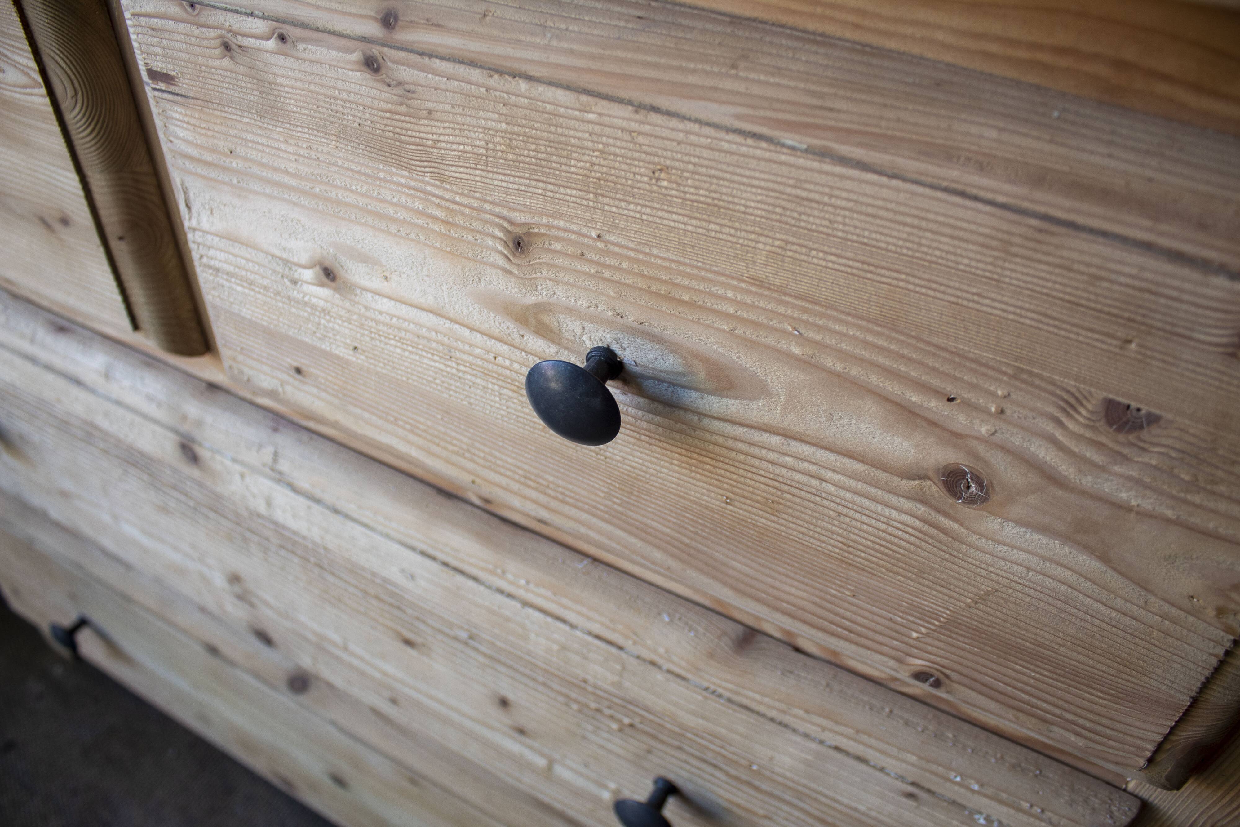 Solid wood chest of drawers