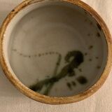 Ancient pot and its lid Pottery of the Dove in sandstone 1975