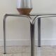 Table basse annees 70 verre et acier chromé