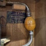 Petite armoire d’outillage