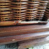 Rattan shelf/shelf carries magazines