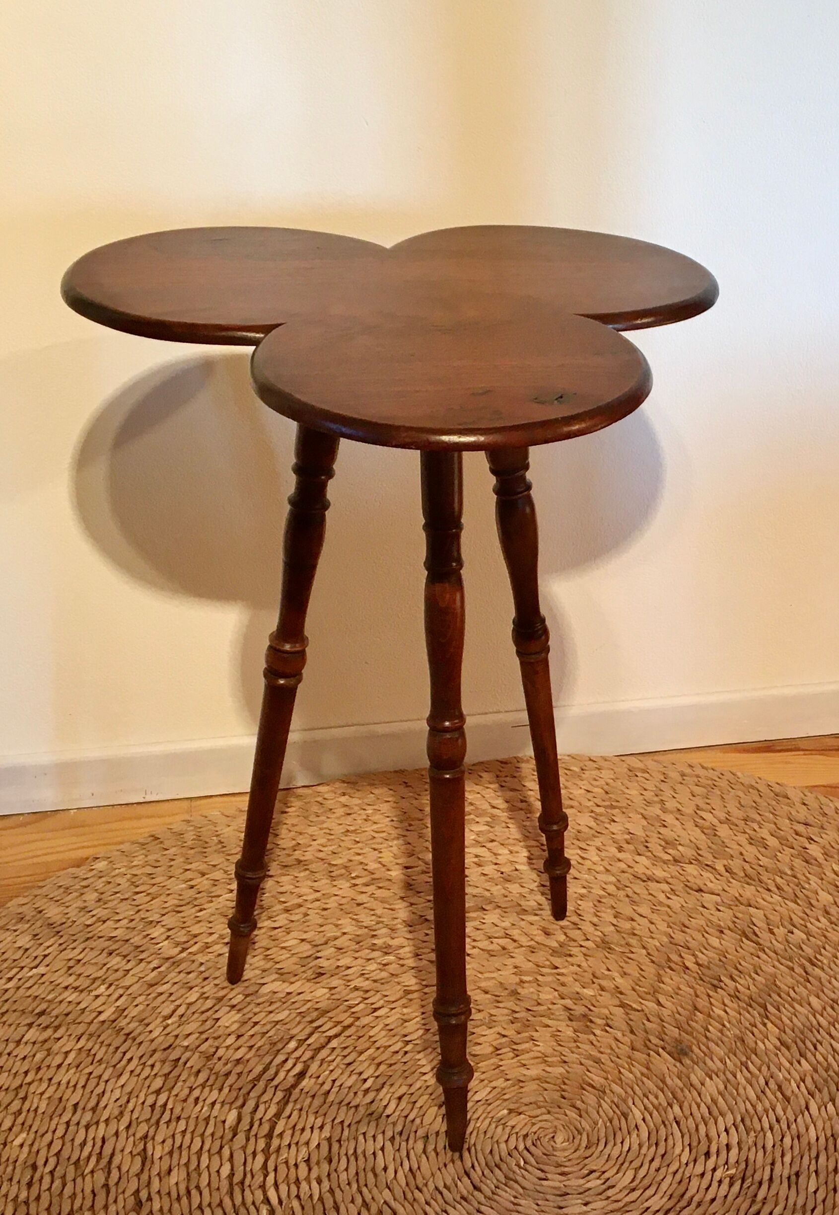 Guerrilla walnut early 20th century