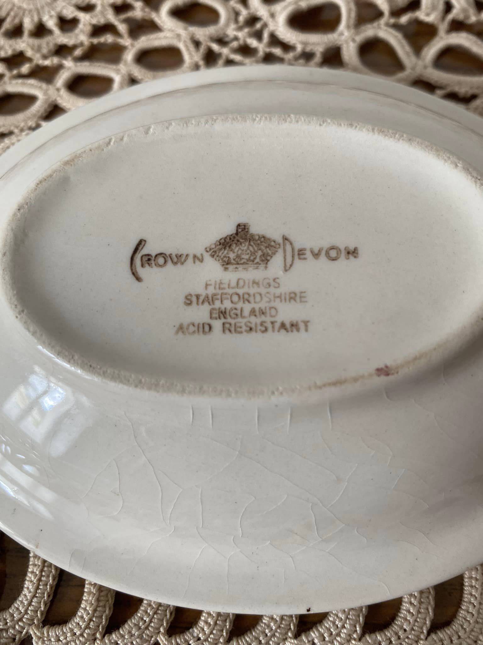 English earthenware soap dish, Crown Devon brand