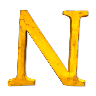 Vintage "n" letter