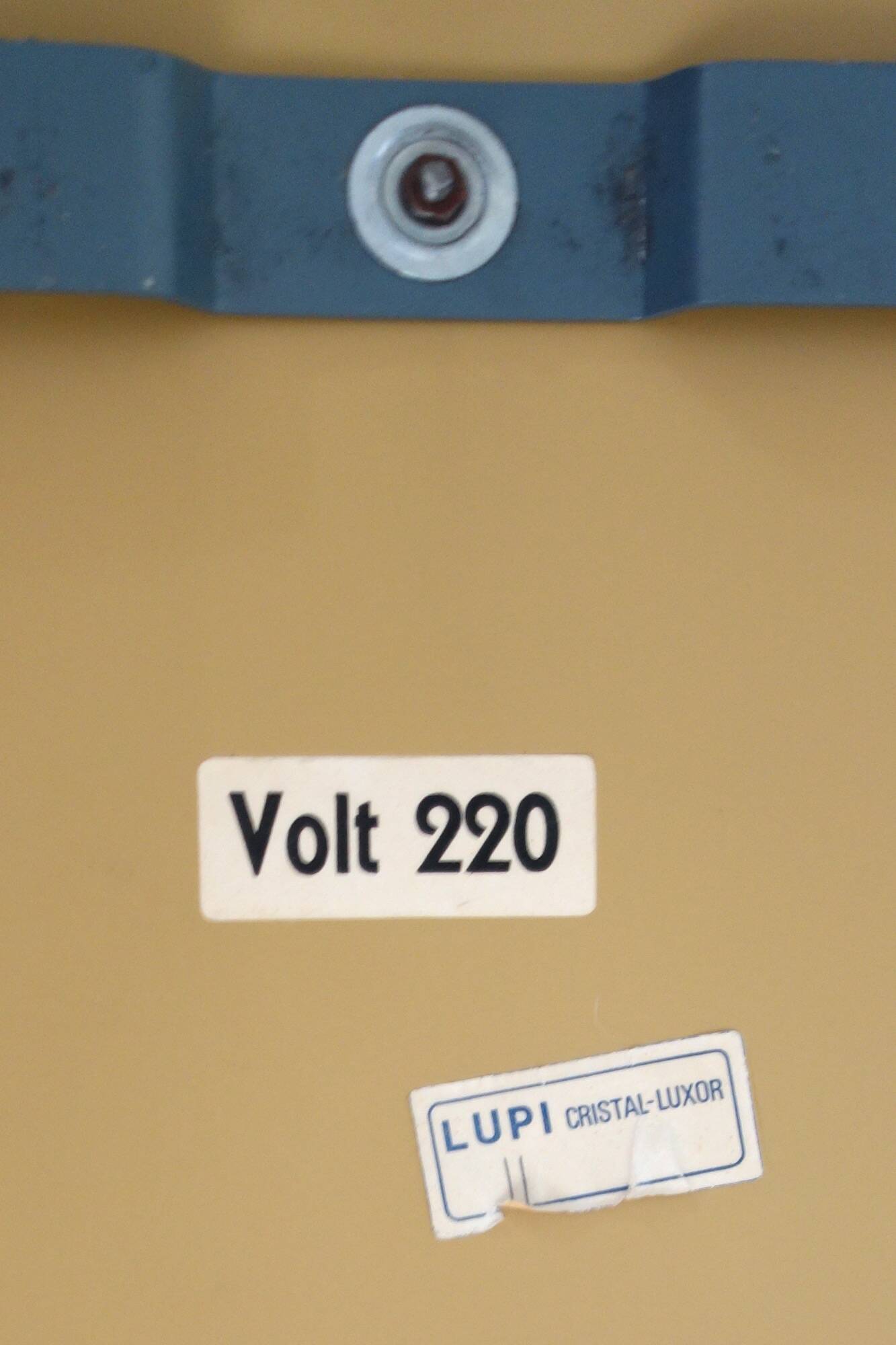 Beveled oval mirror by Lupi Cristal Luxor, Italy, 1970s