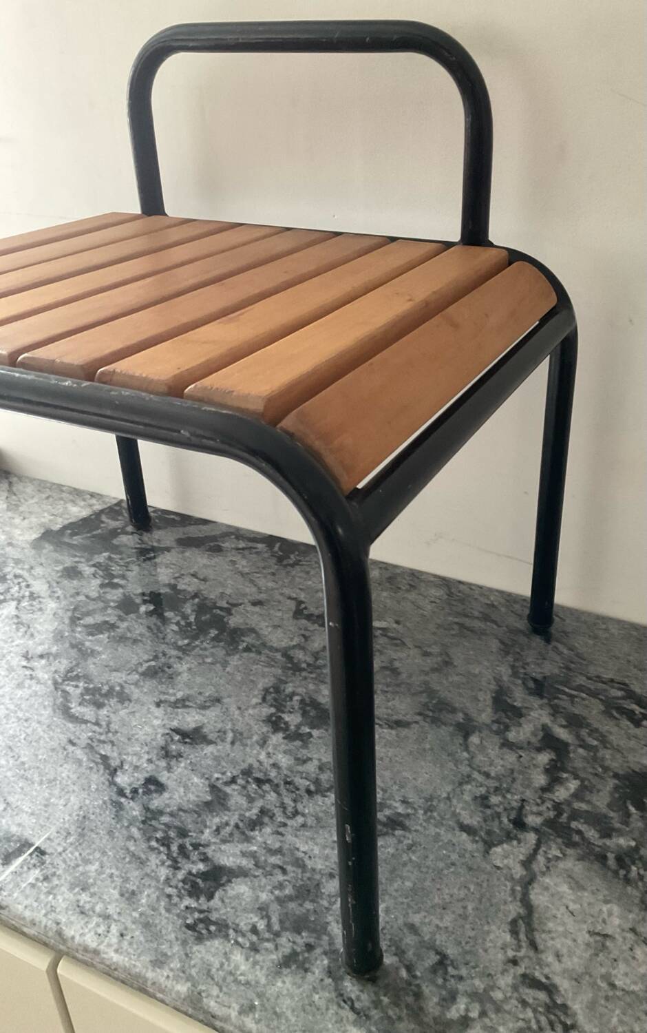 Ancienne chaise porte-bagage des années 60