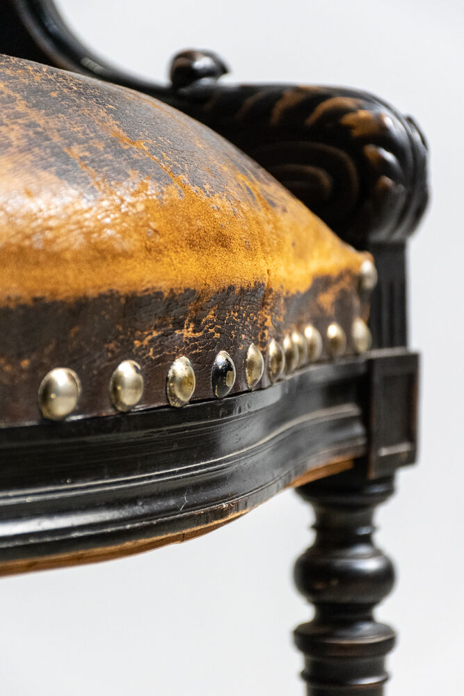 Leather office armchair 1920'