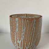 Large Japanese minguei covered pot in stoneware decorated with fine coulure, enamelled interior