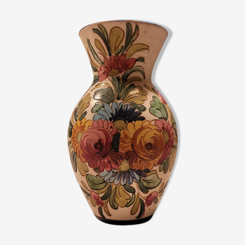 Flower vase