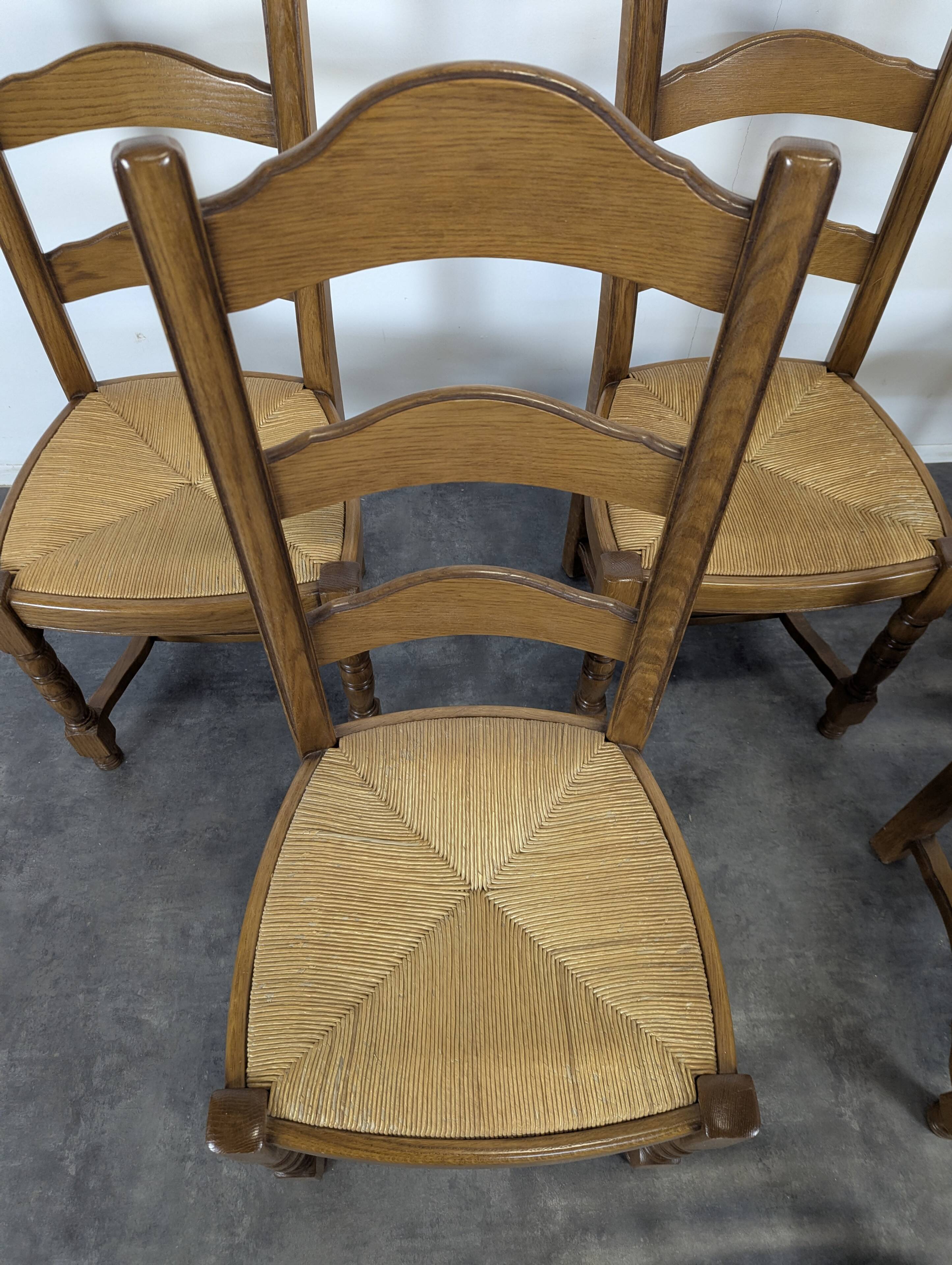 Set of 6 straw-seated chairs