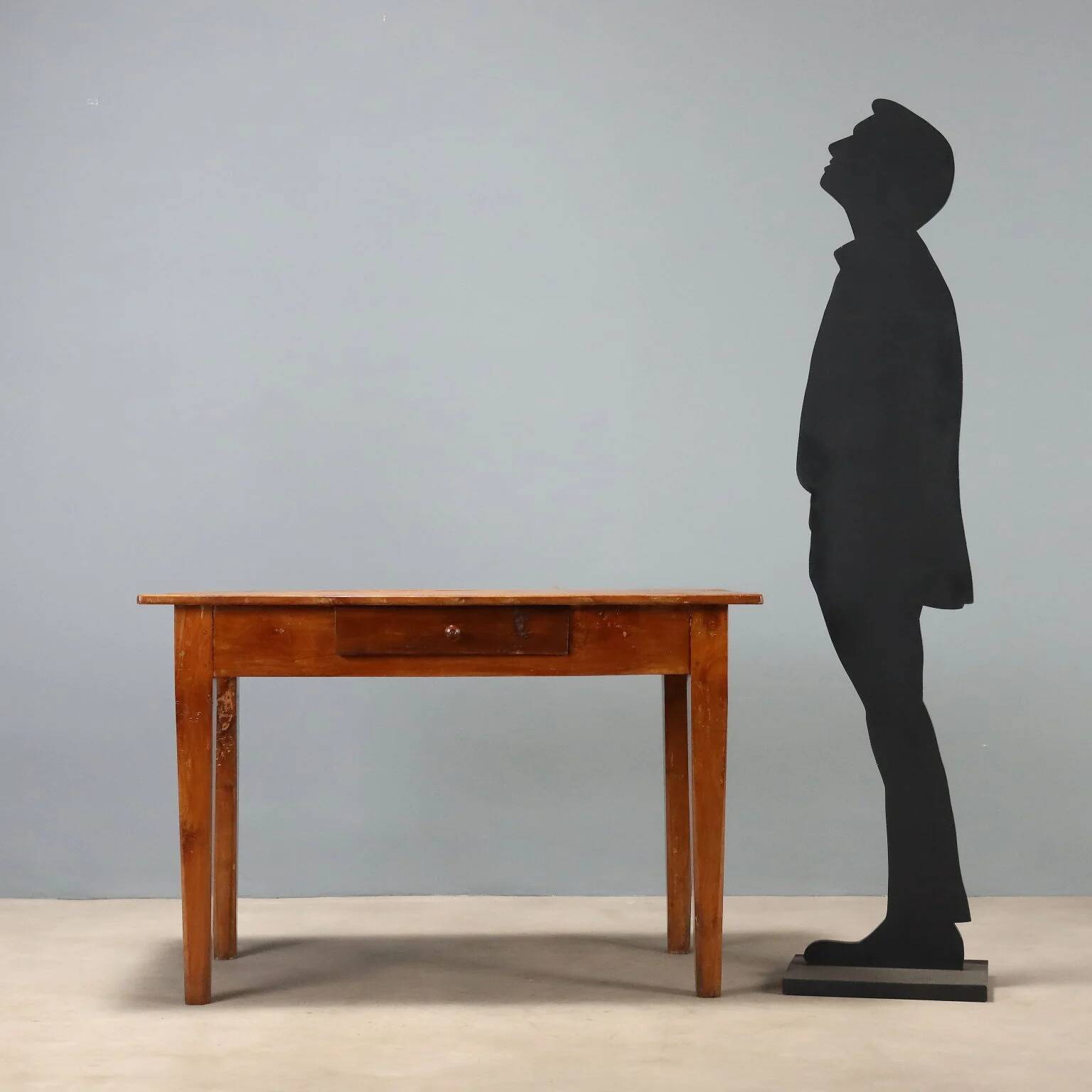 Bureau Directoire ancien en bois de cerisier, Italie, XIXe siècle