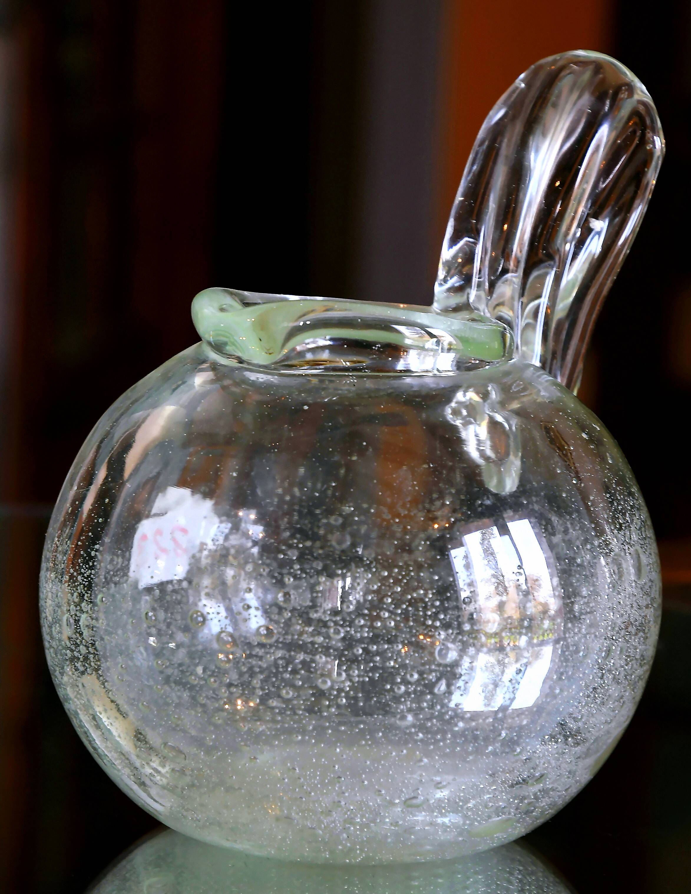 Vase in thick bubbled glass by SCHNEIDER, model by Robert-Henri Schneider.