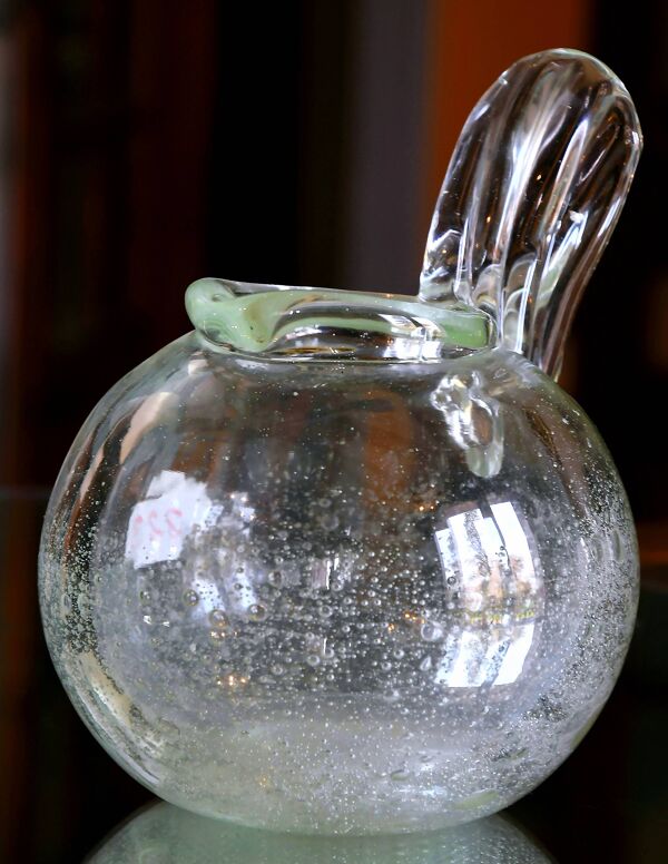 Vase en épais verre bullé de SCHNEIDER, modèle de Robert-Henri Schneider.