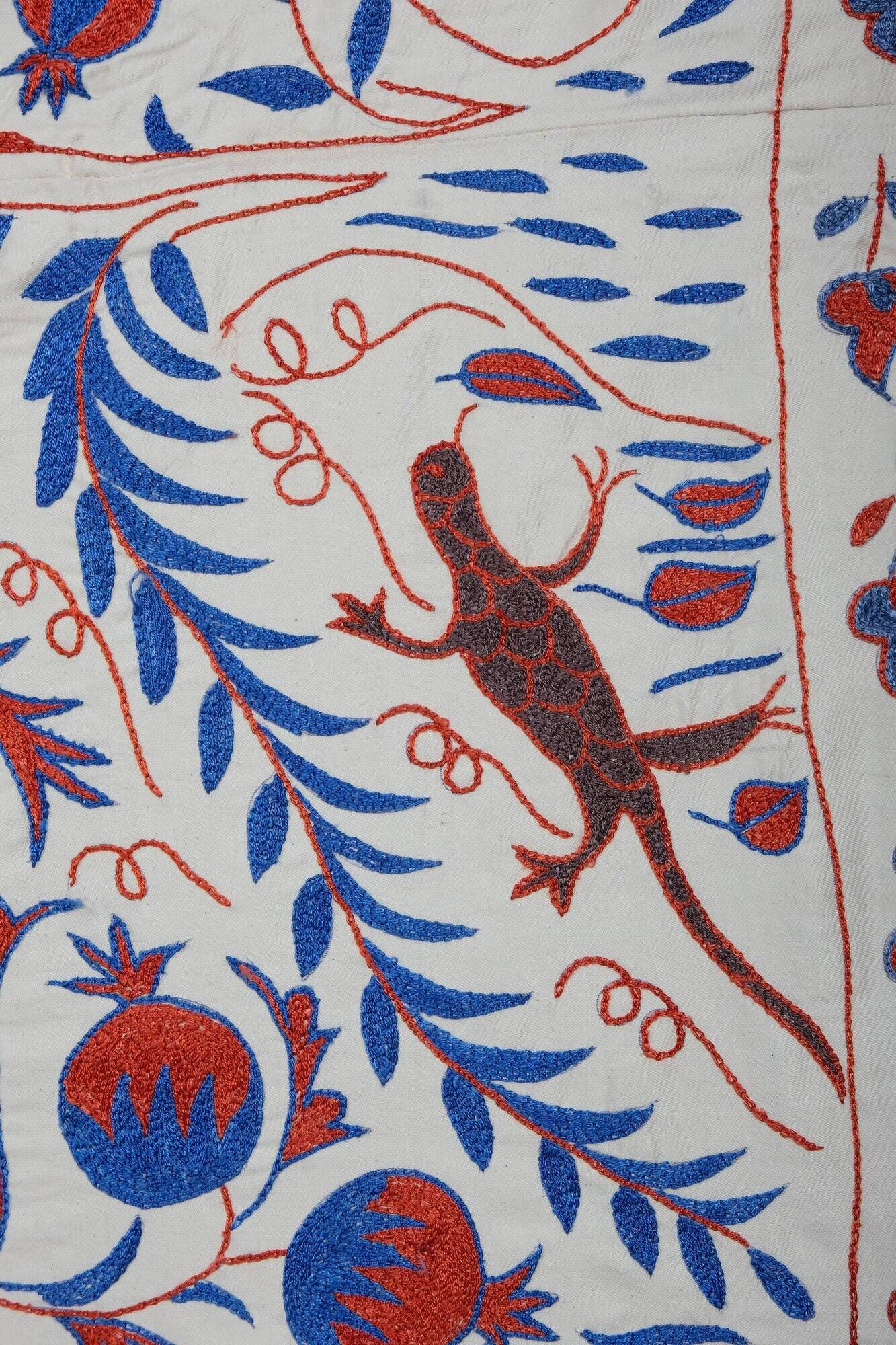 Vintage hand-embroidered tribal tapestry 109x186 cm