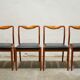 Série de 4 chaises scandinaves vintage en teck et en skaï