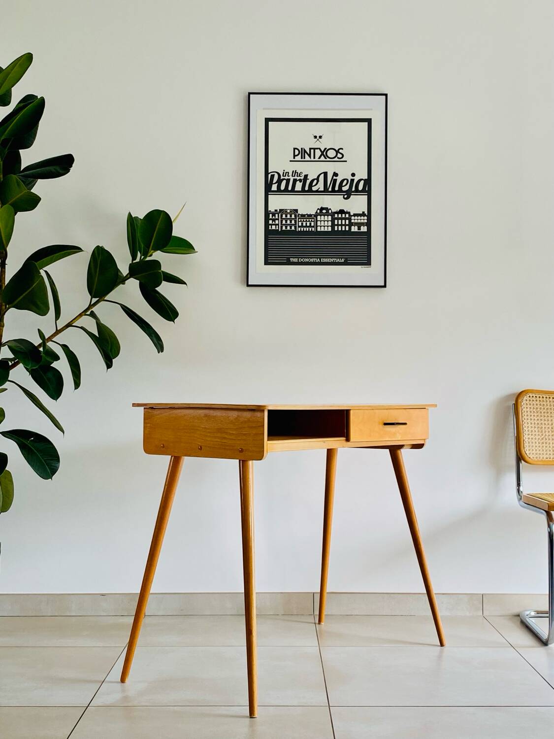 Bureau vintage pieds compas