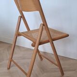 2 folding chairs canned