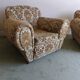 Paire de fauteuils club en tissu