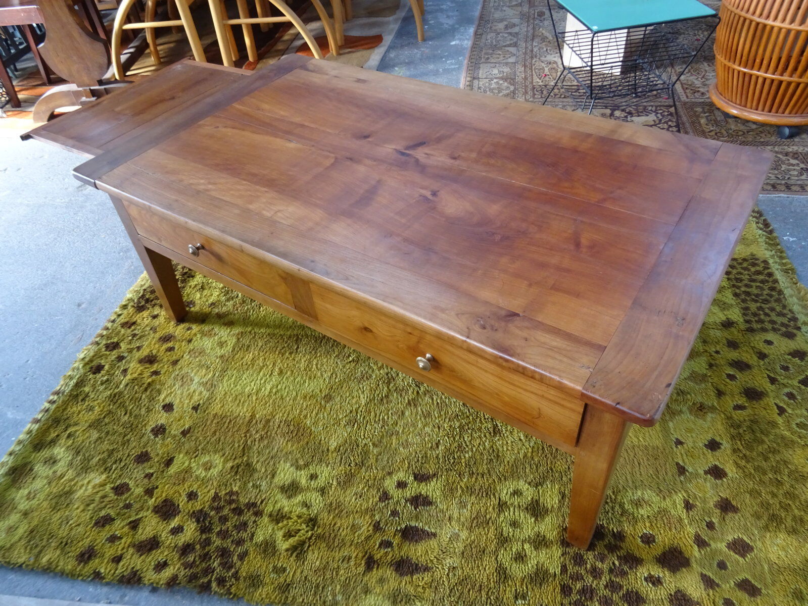 "Farm" drawers coffee table on both sides
