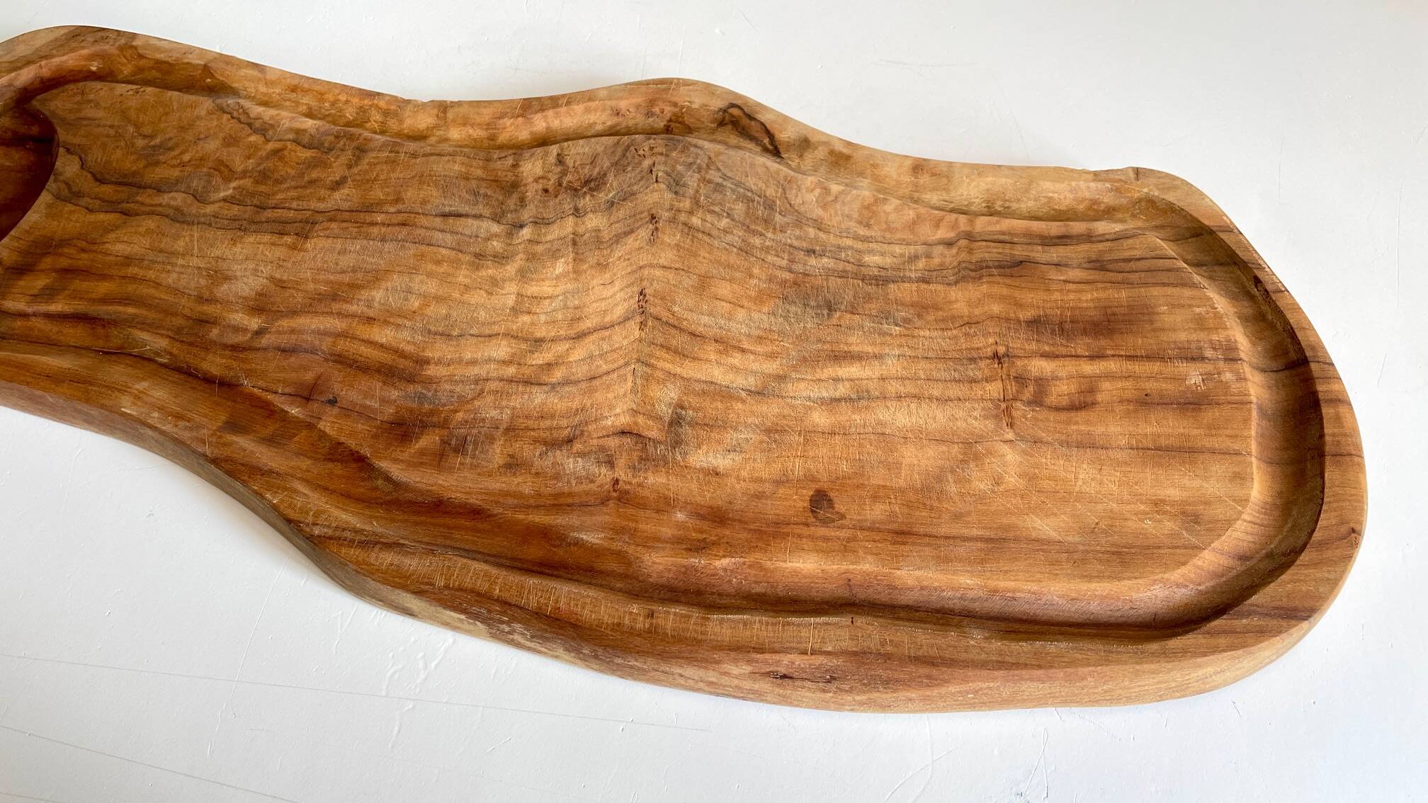 XL Vintage Olive Wood Cutting Board