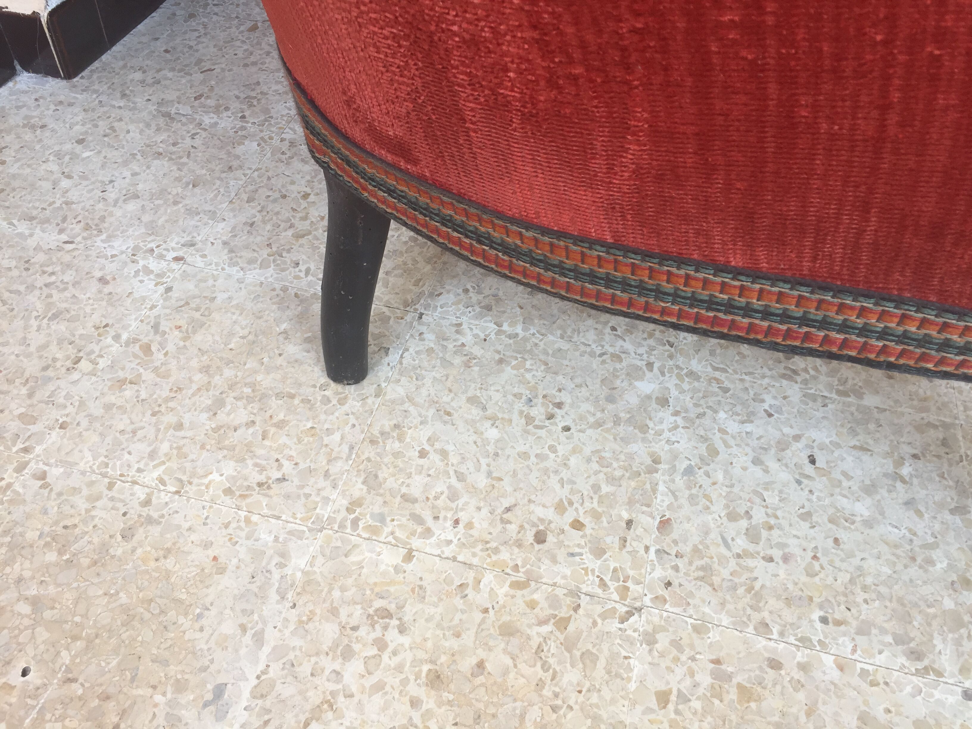 Antique toad sofa in brick velvet