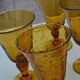 8 verres en verre ambré Biot