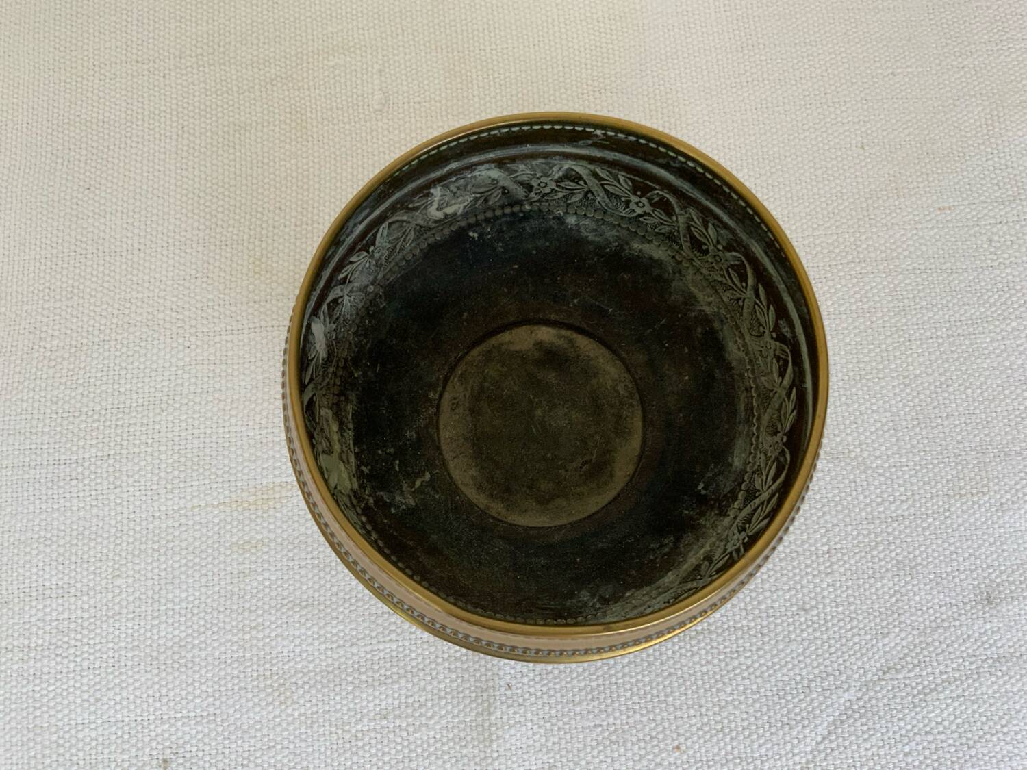 Brass plant pot
