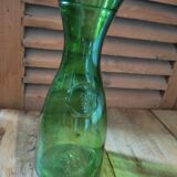 Carafe bouteille flacon en verre vert grappe raisins