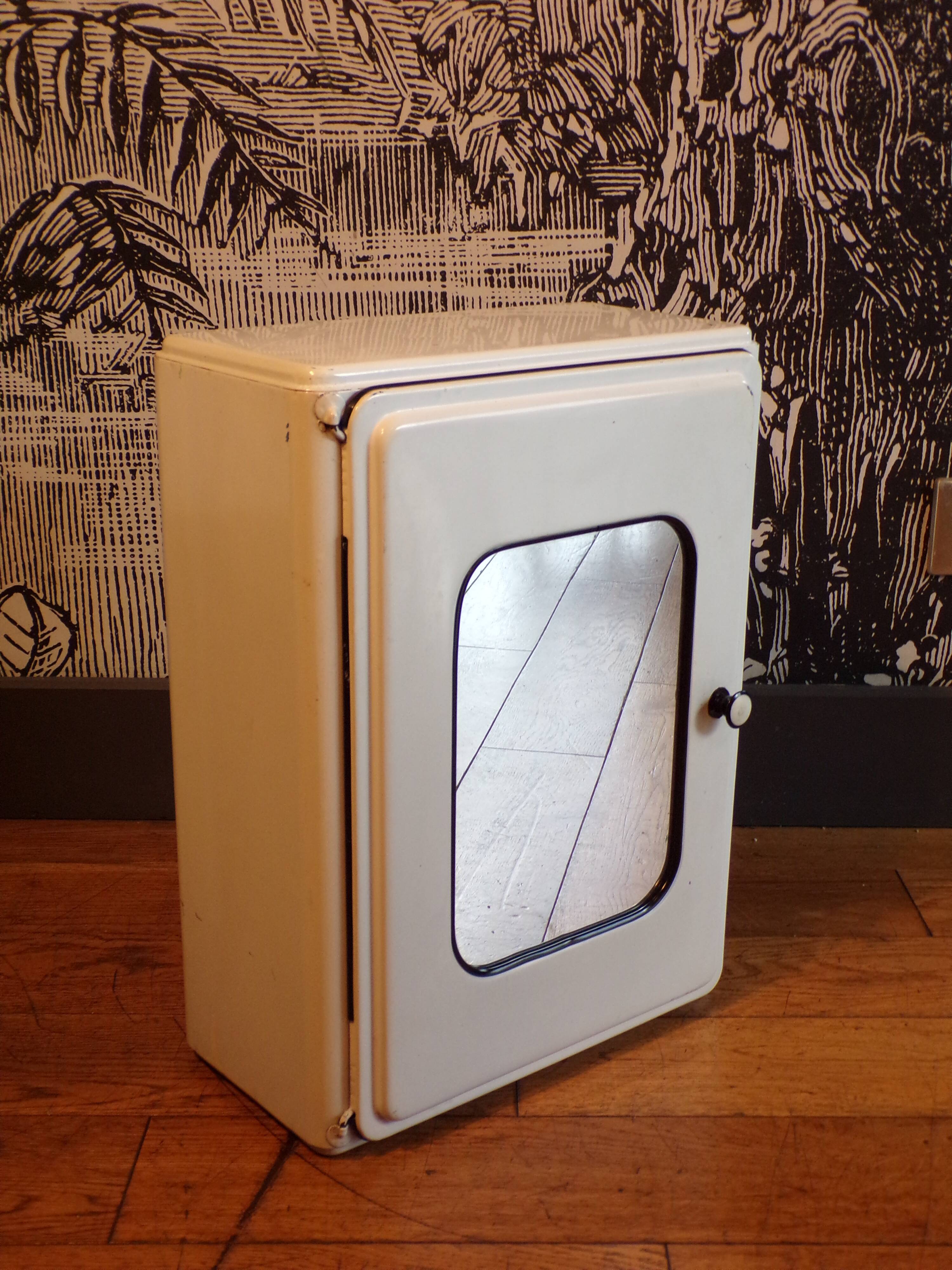 Vintage metal medicine cabinet