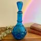 Carafe en verre bleu vintage