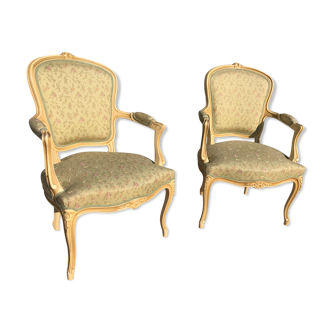 Paire de fauteuils cabriolets Louis XV