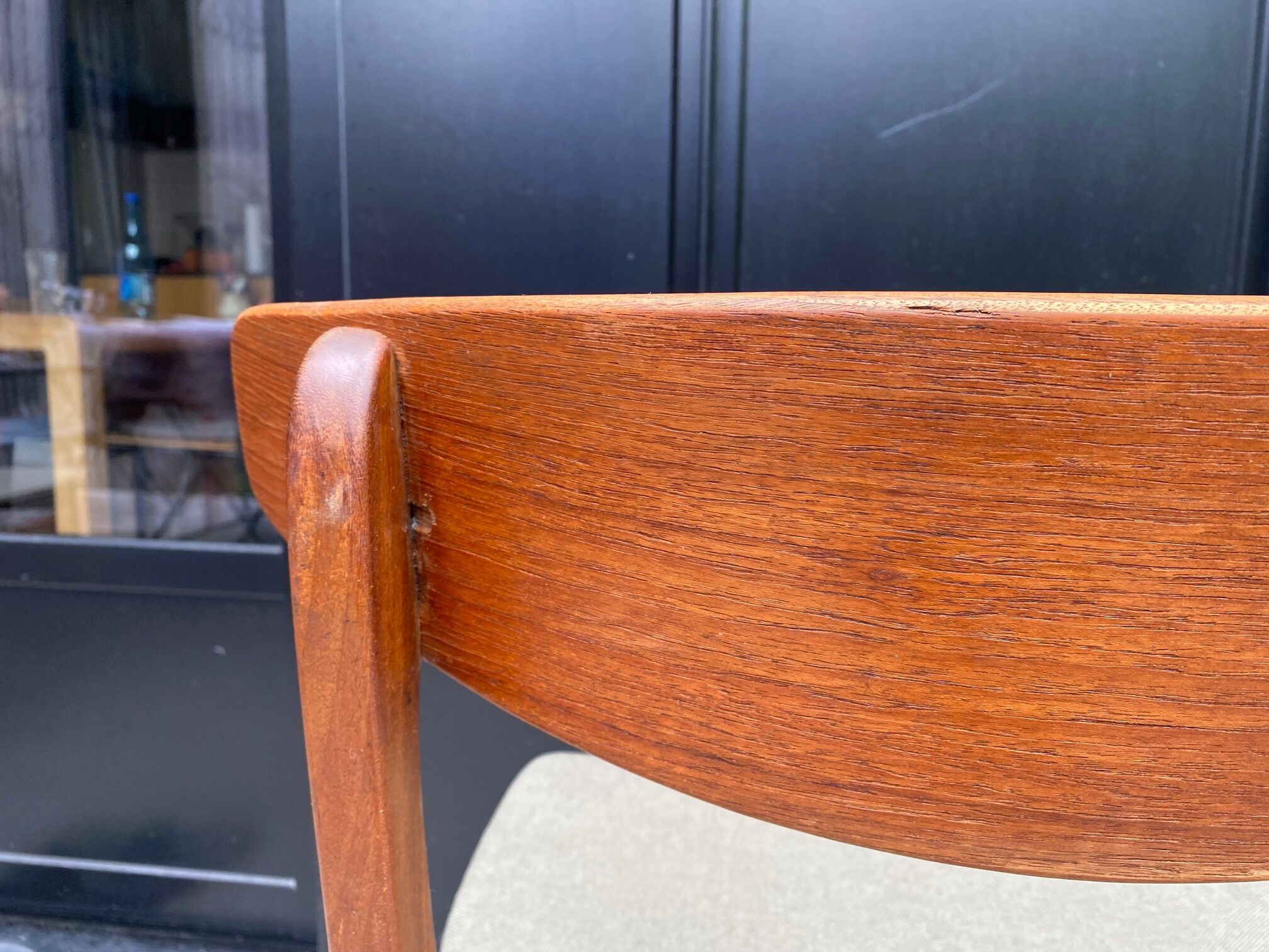 4 Chairs edited by Silkeborg