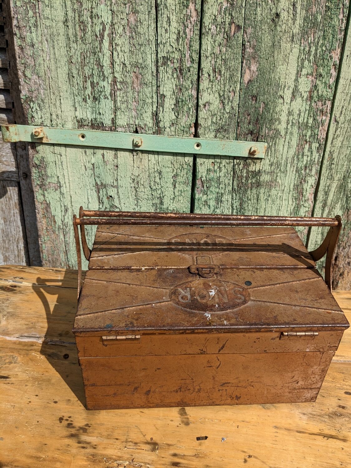 Boîte à outils SNOR des années 40