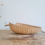 Antique rattan basket - bowl emptier