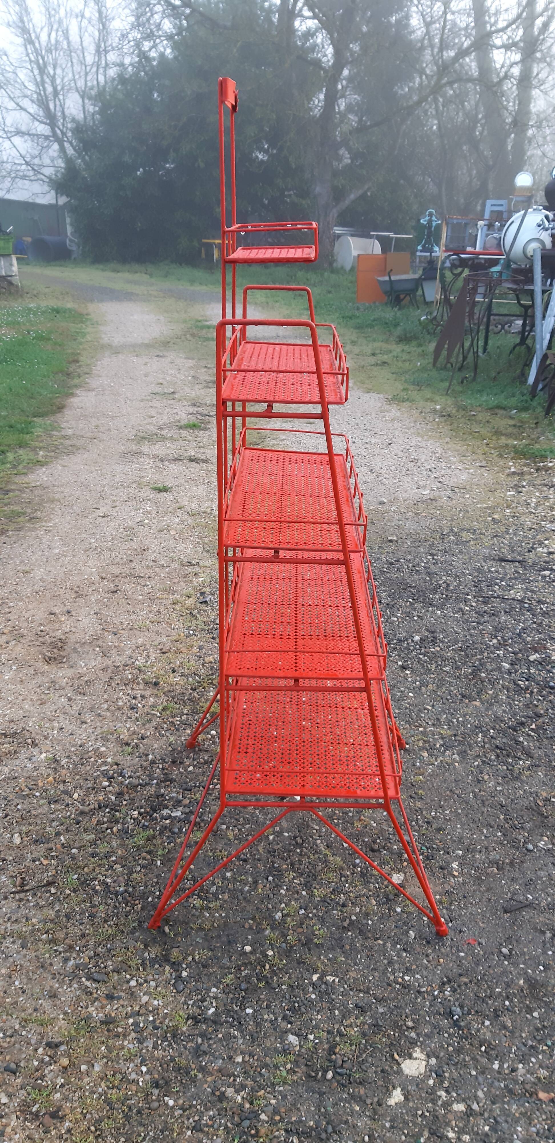 Store shelf furniture