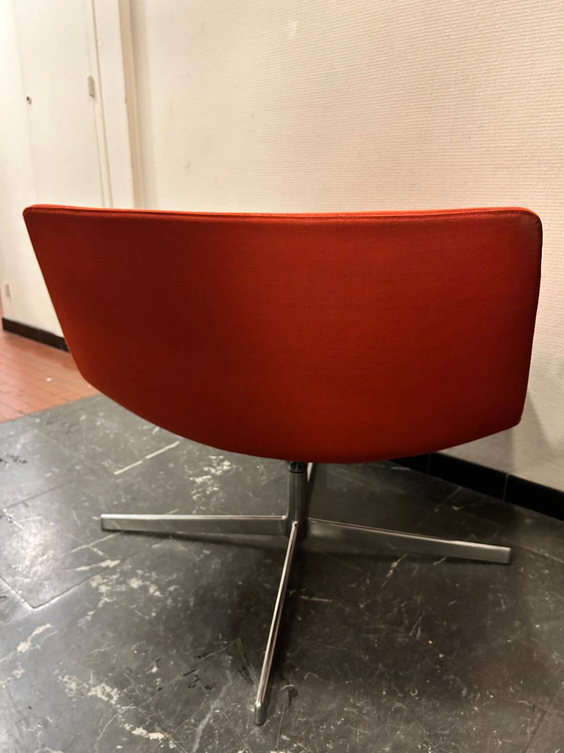 Arper - Catifa 80 Armchair