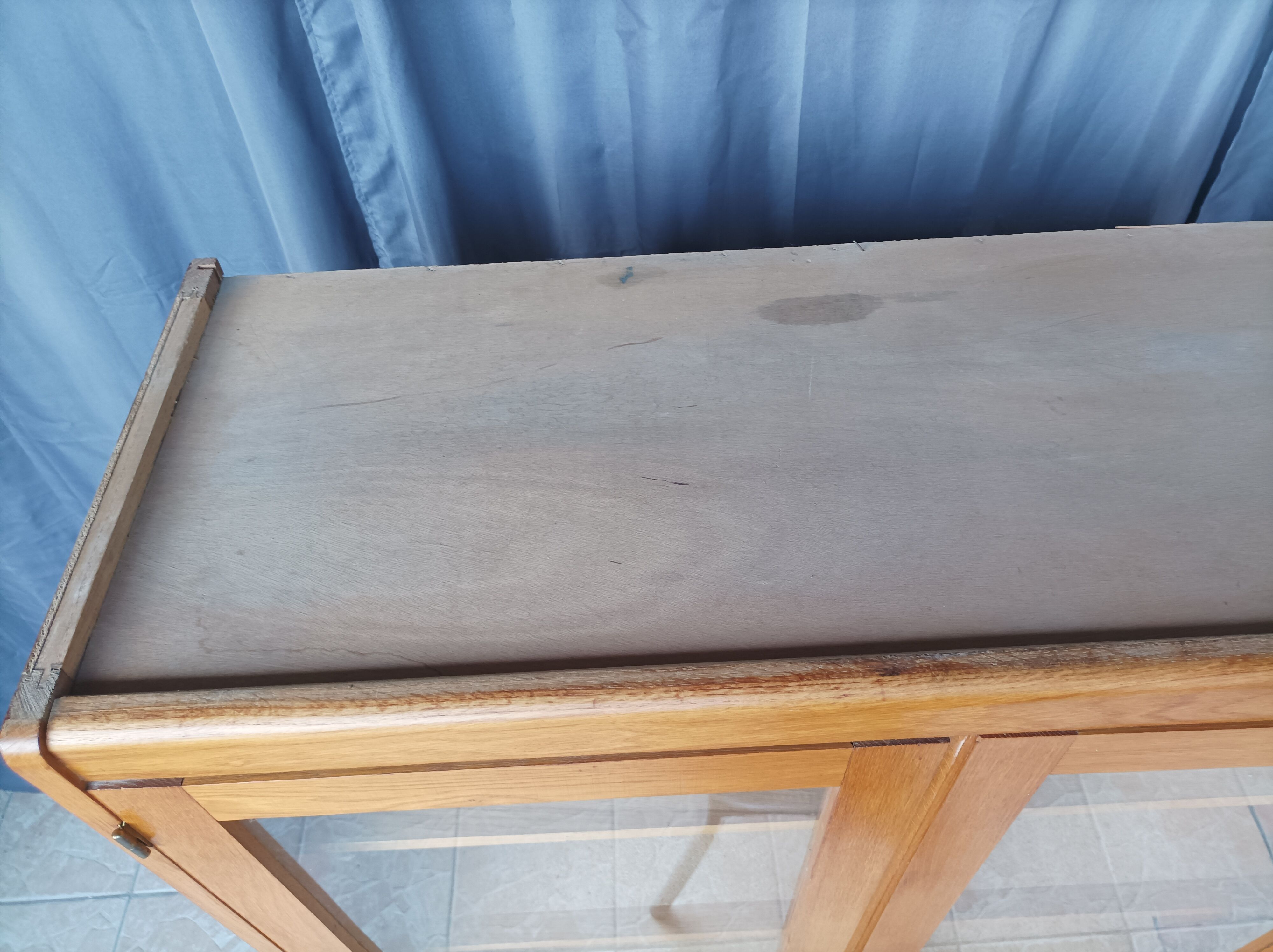 Vintage display bookcase in light oak