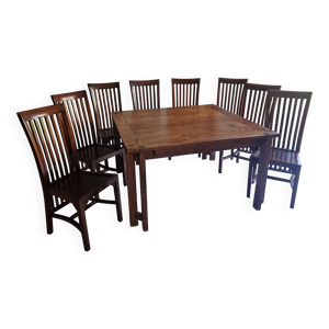 lot table et 8 chaises