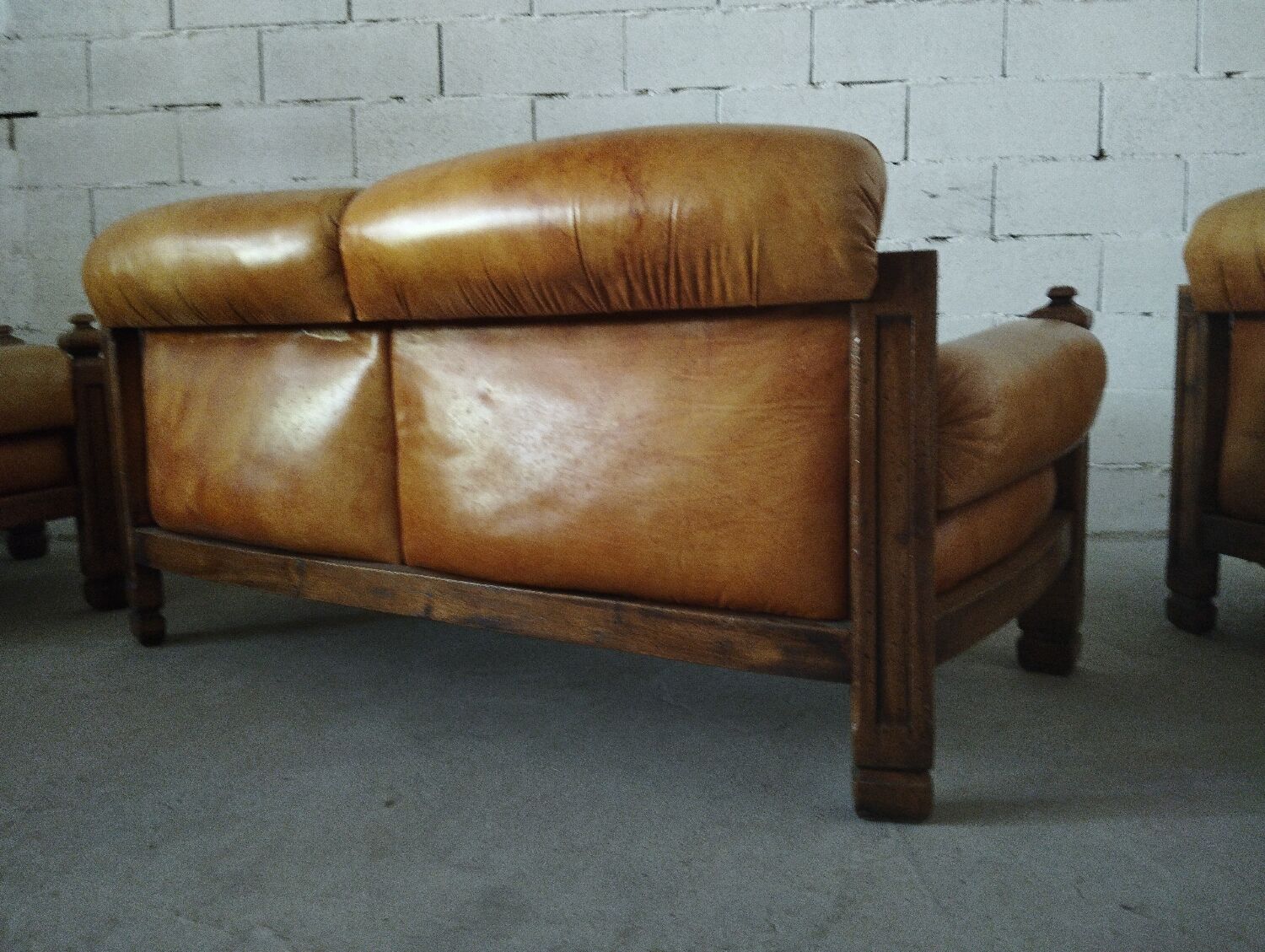 Brutalist leather lounge
