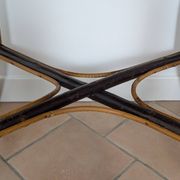 Table en bois et rotin 1920