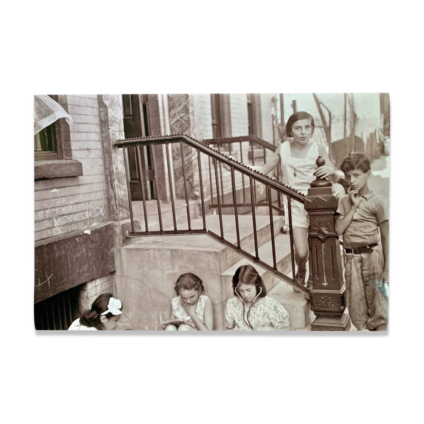 Walker Evans — Children playing in a street in New York, 1938