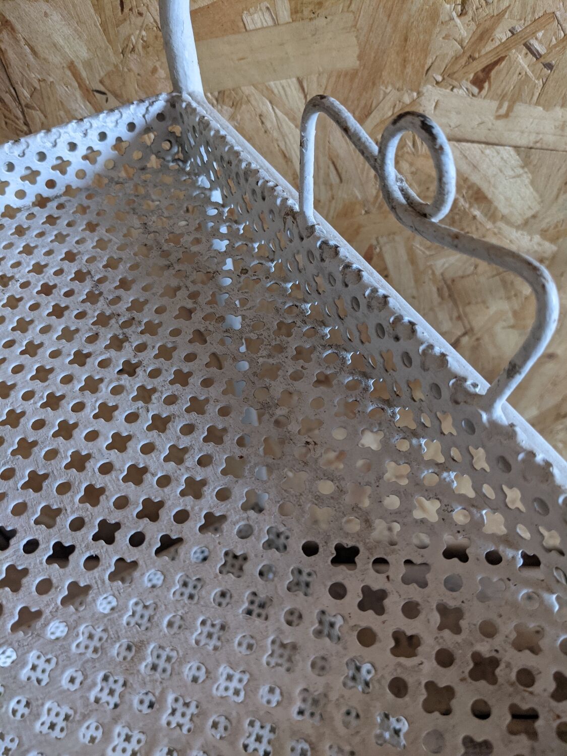 Vintage metal server