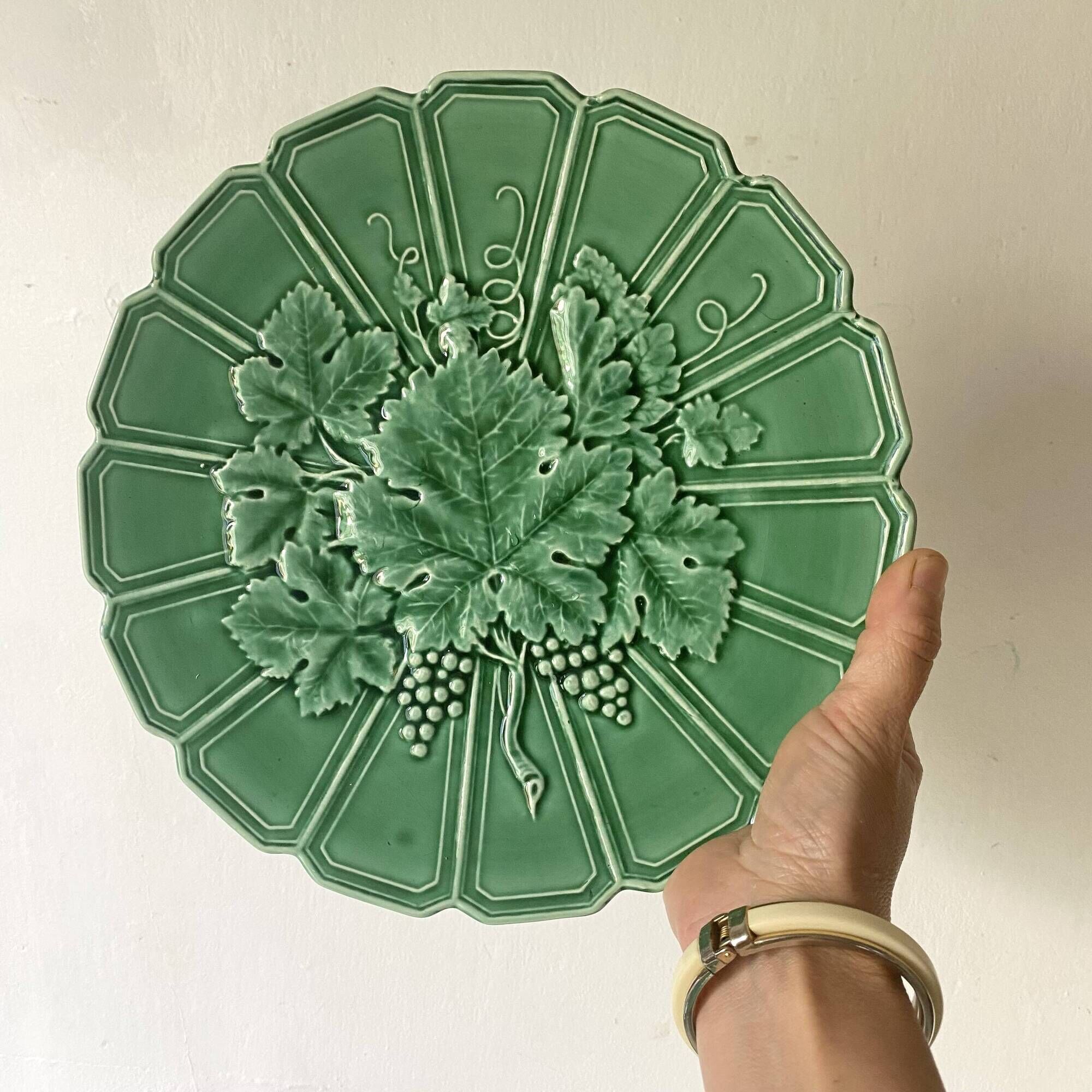 10 barbotine dessert plates and vine leaf dish