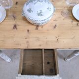 Farm table