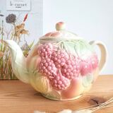 Salins slip teapot