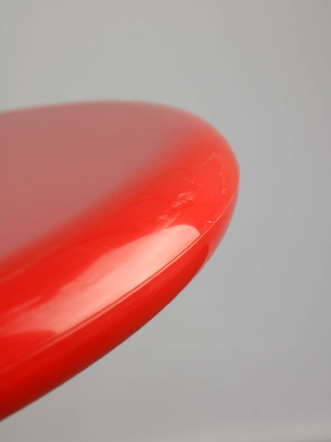 Space-Age Saucer Pendant in Red Plexiglas from Guzzini, 1960s